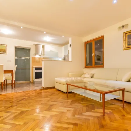 Apartman Penthouse Matkovic