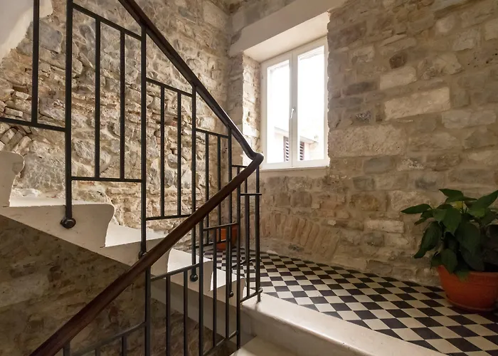 Apartment Penthouse Matkovic *