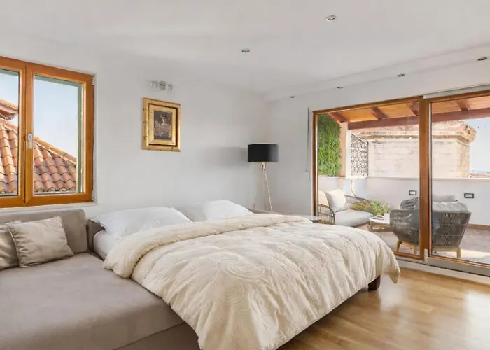 Apartment Penthouse Matkovic Split