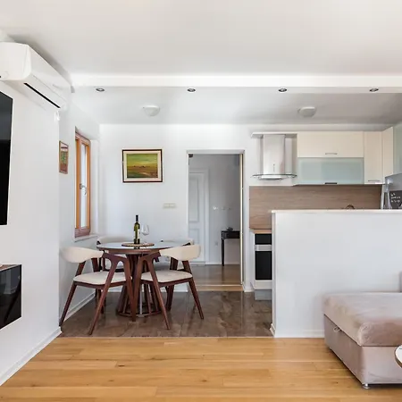 Penthouse Matkovic Lägenhet *