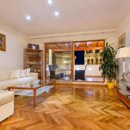 Appartement Penthouse Matkovic *