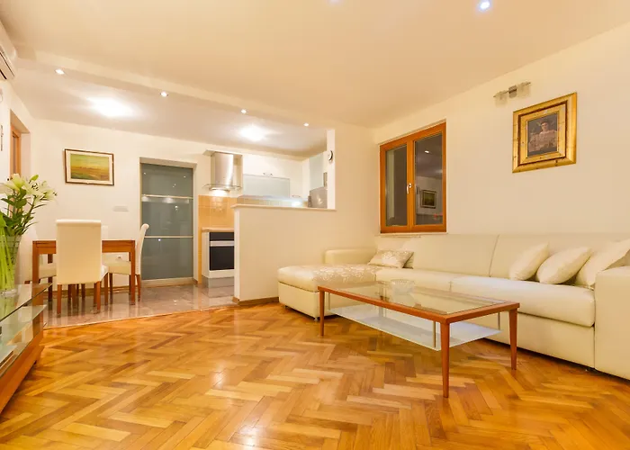 Lägenhet Penthouse Matkovic