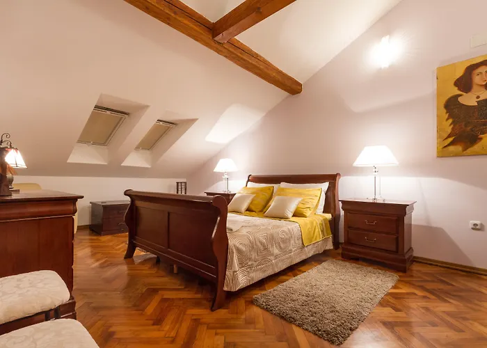 Lägenhet Penthouse Matkovic *